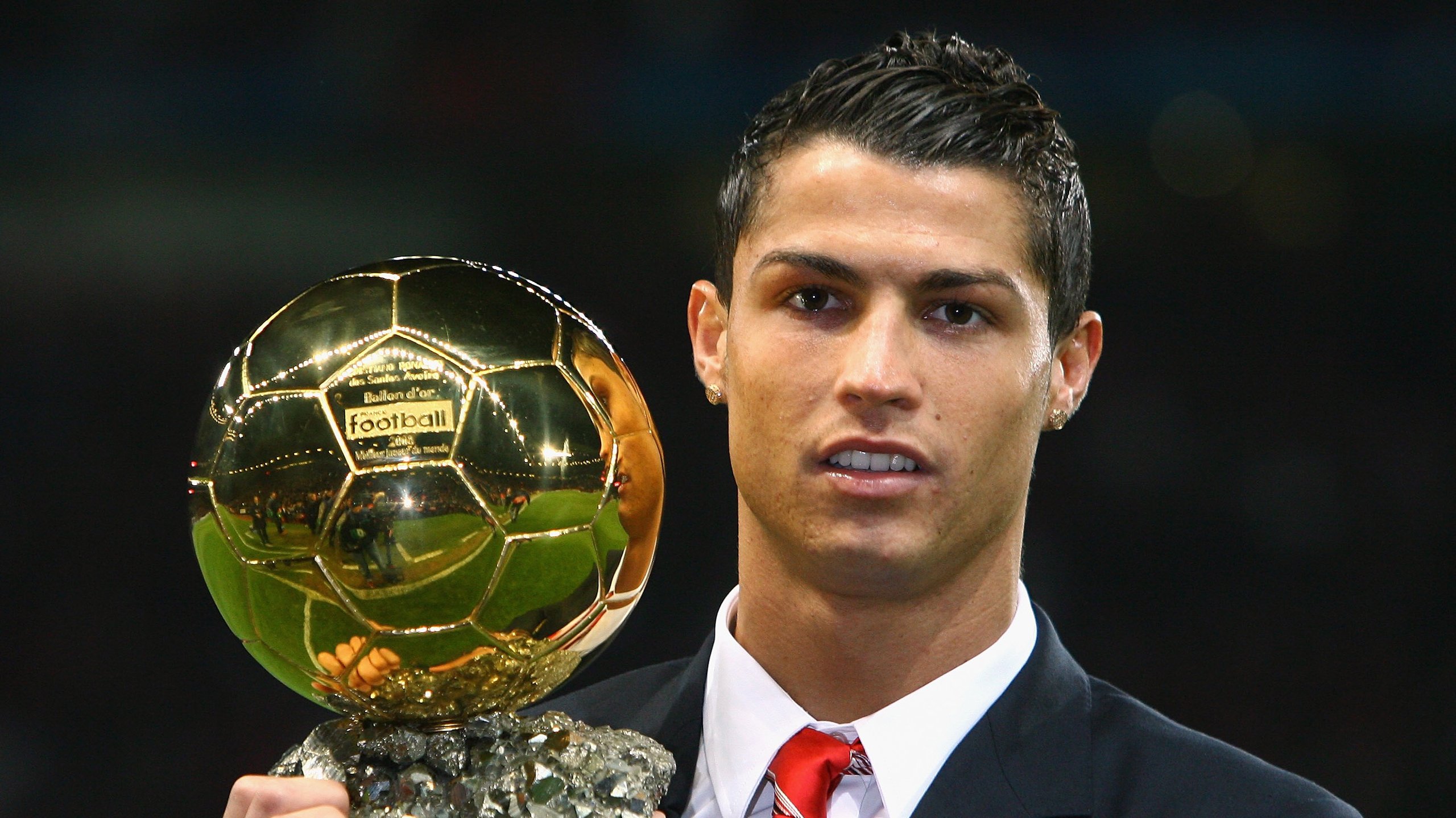 Kaiyun(中国)开云-球迷拍摄创意短片讲述支持球队心路历程引发强烈共鸣，球队宣传片拍摄